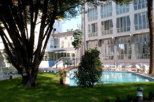 Hotel Della Citta Et De La Ville فورلي المظهر الخارجي الصورة